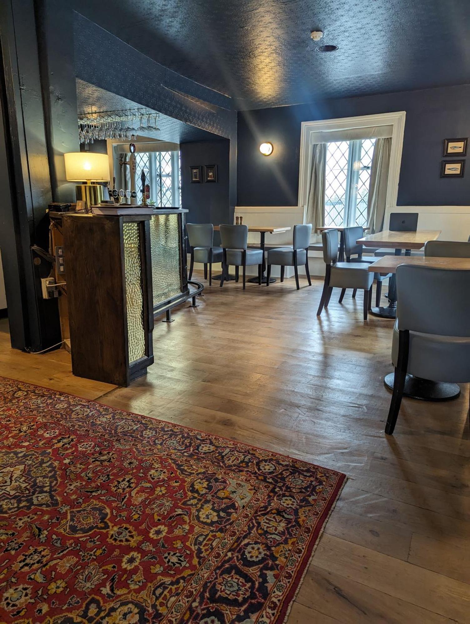 The Duke Hotel Hilmarton エクステリア 写真