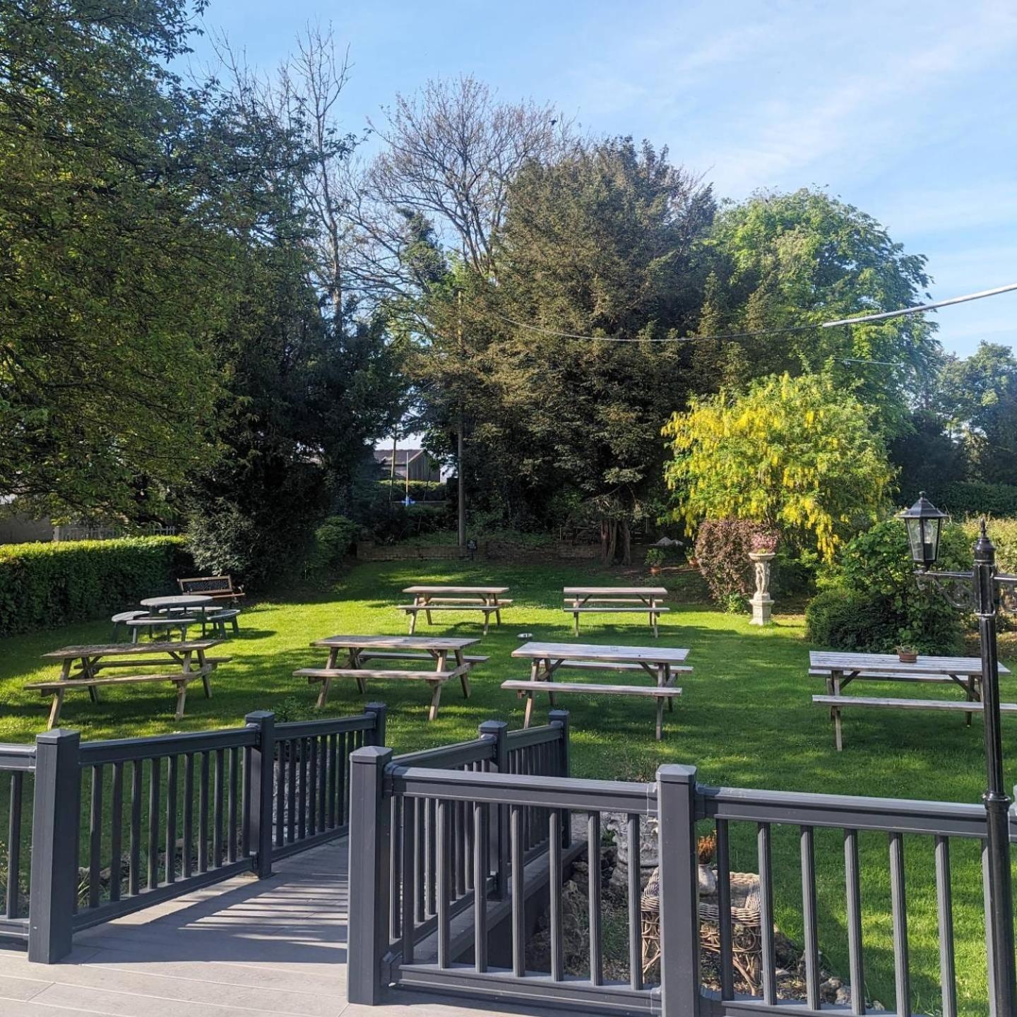 The Duke Hotel Hilmarton エクステリア 写真